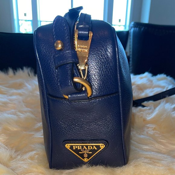 NWOT!!!! PRADA BLUE LEATHER CROSSBODY HANDBAG!!!! - Picture 3 of 5